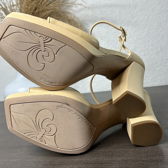 Franco Sarto Women Dima Heeled Sandals Size 11M Beige Leather Ankle Strap - Picture 14 of 15